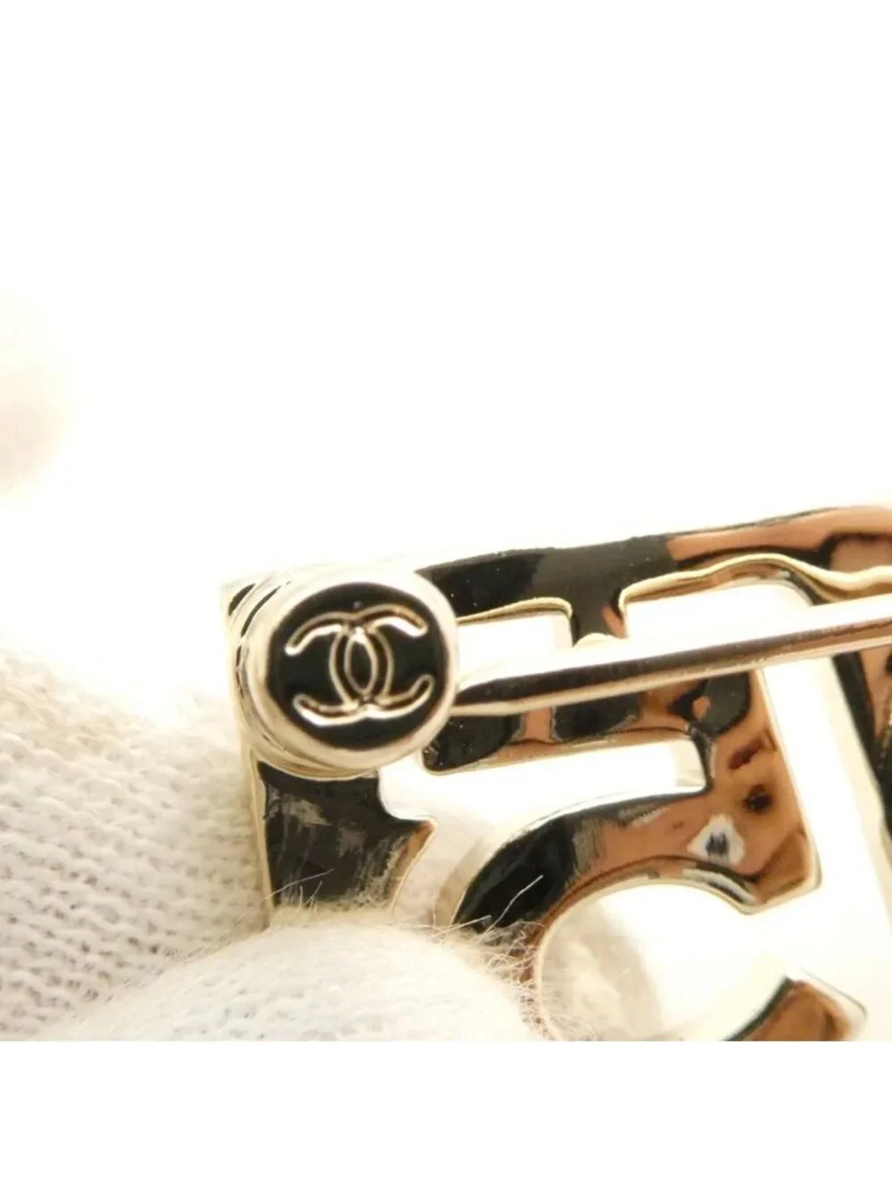 Chanel Brooch CC Logo Line Stone Pearl Horizontal - Picture 4 of 9